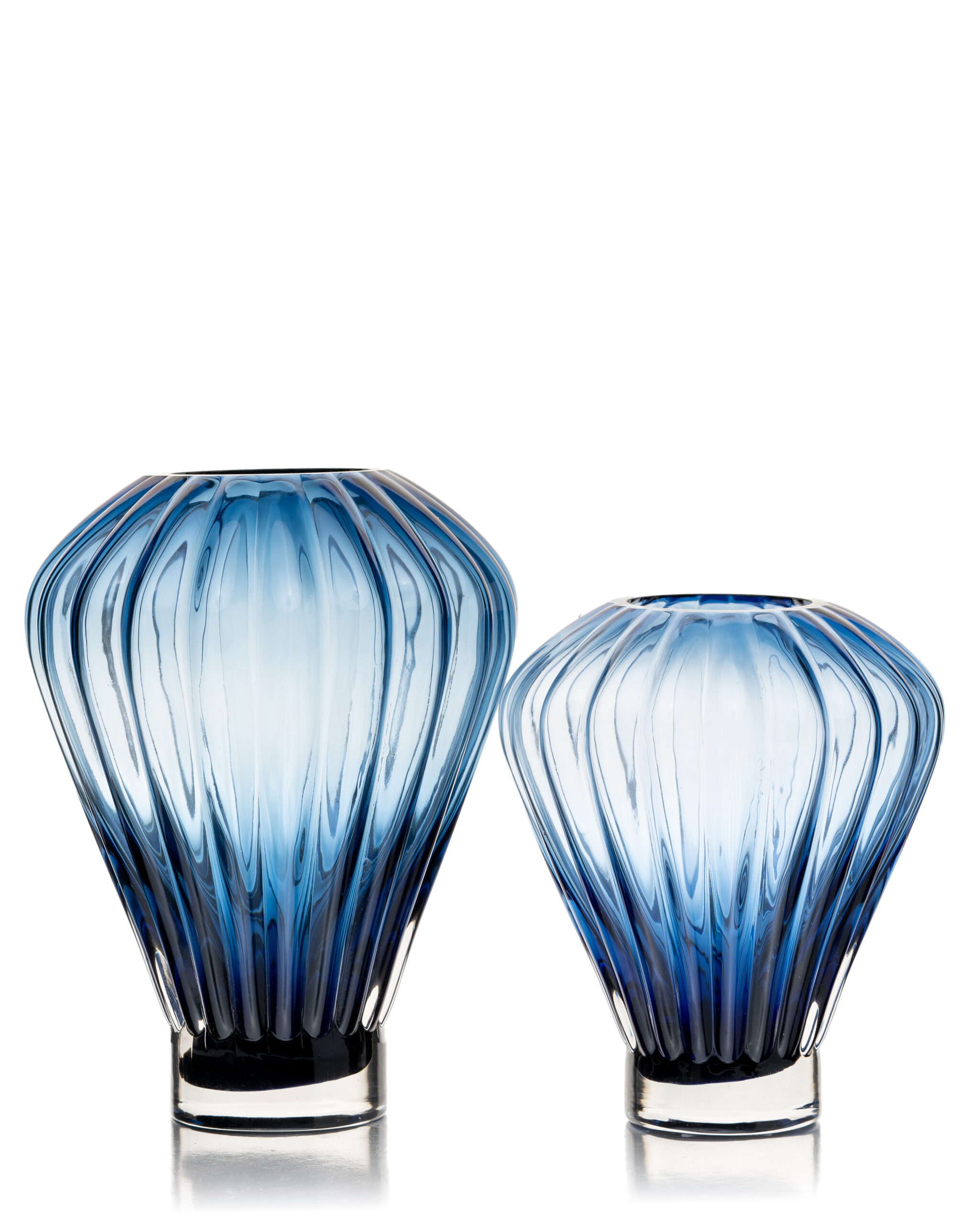 H02AC1096 - BIG Kilimanjaro Glass Vase - Image 1