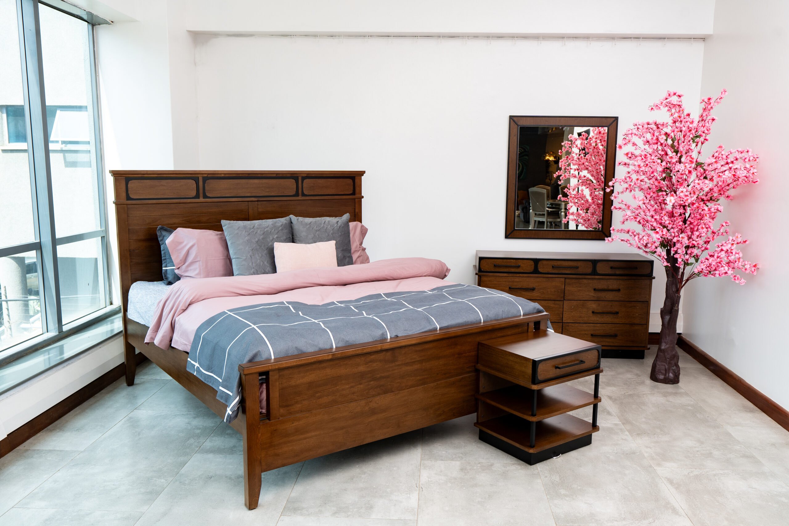 DSC04201 Georgina King Bed with tufted headboard in modern bedroom setting