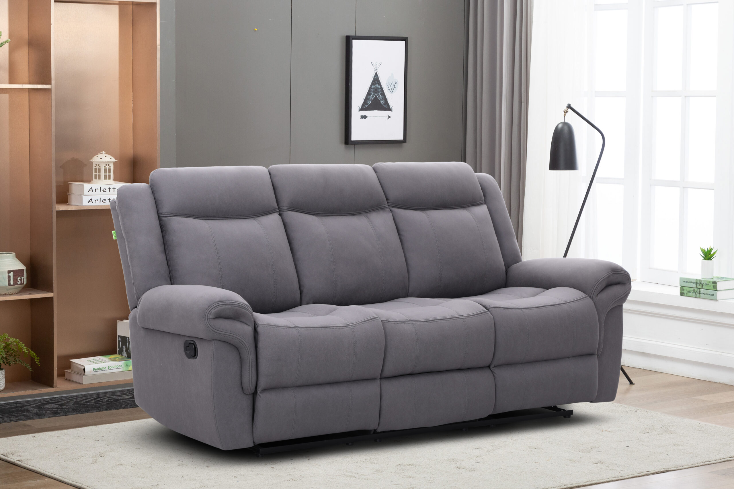 RR5564AF53DB-J547(4) Paxton Three Seater Recliner – spacious 3-seater reclining sofa with plush cushioning and modern design.